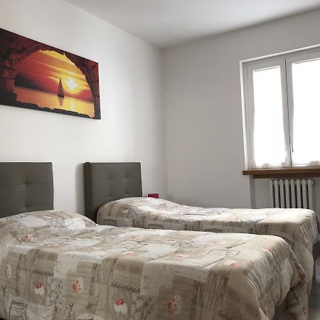 Casa Al Borgo Appartement Garda  Buitenkant foto