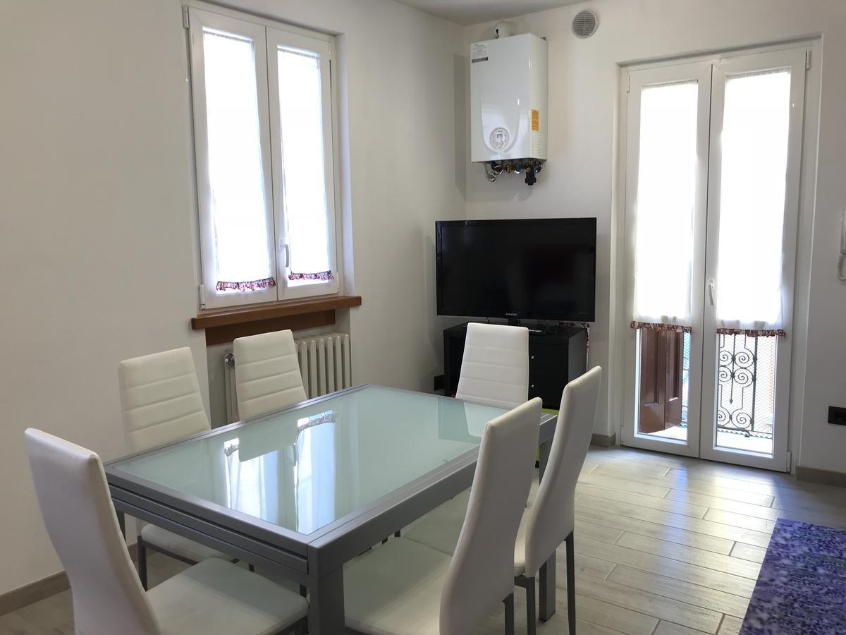 Casa Al Borgo Appartement Garda  Buitenkant foto